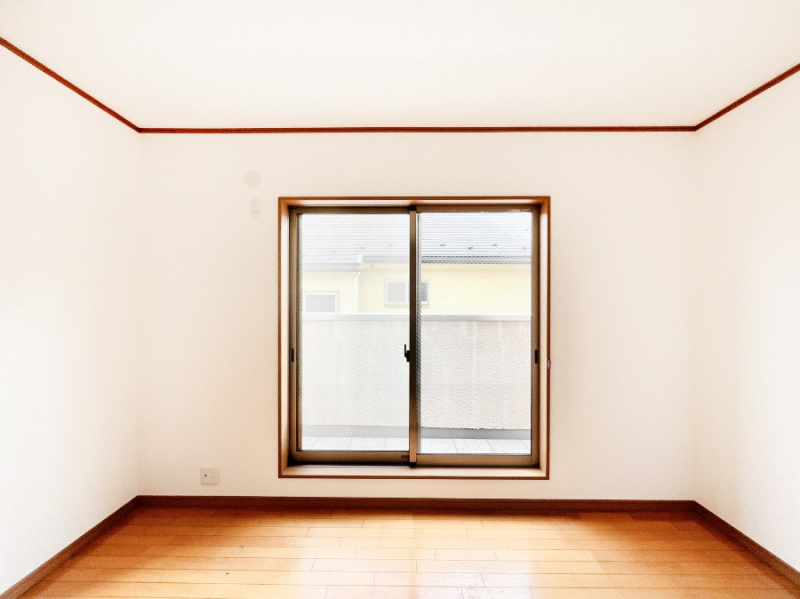 ���̑����ρ@�o���R�j�[���J�������v���X���Ă����m��  