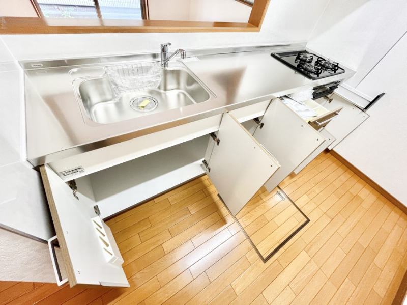 ���̑����ρ@�L�b�`�����[�A�L�X�X�y�[�X�ł��������₷���L�b�`���ł�