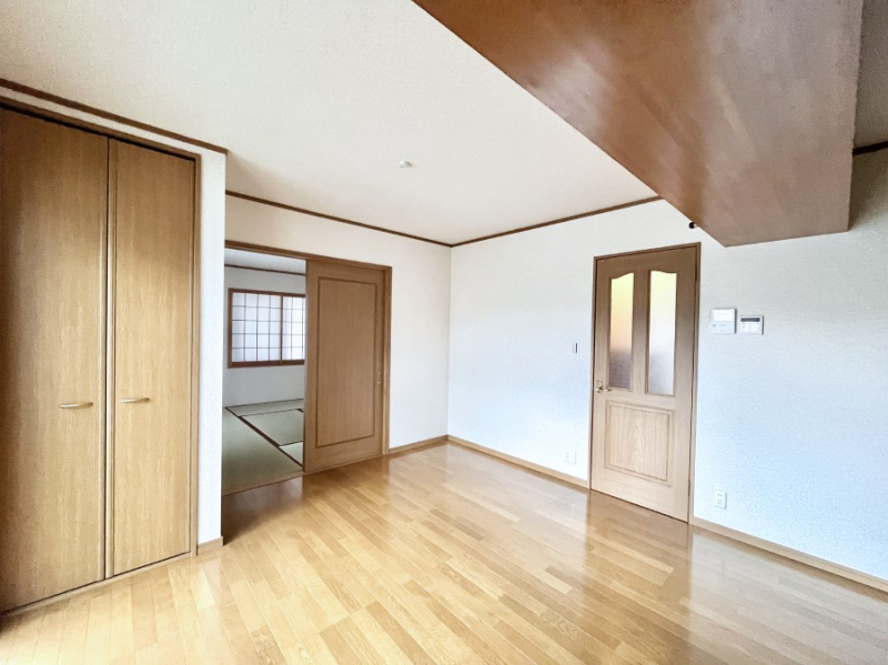 rO@邢zA͋̕Cɖ郊rOE_CjOB 