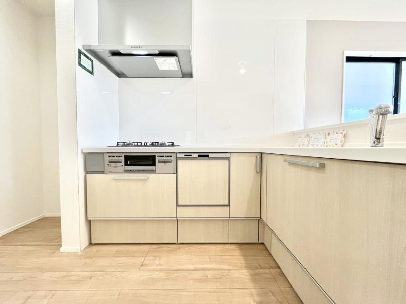 �L�b�`���@L���^���Ɨ�������X�y�[�X���L�X�Ǝg���܂��B�R���p�N�g�ɓ����Ă��������N���N�B  