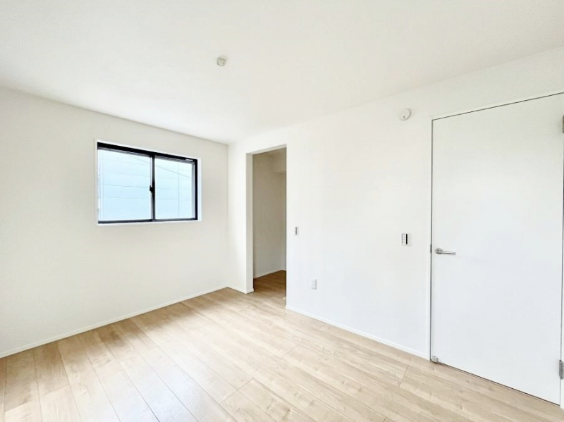 �q�������@�E�H�[�N�C���N���[�[�b�g�����邨�����B�G�߂��Ƃ̓���ւ����s�v�ŕ֗��ł��B