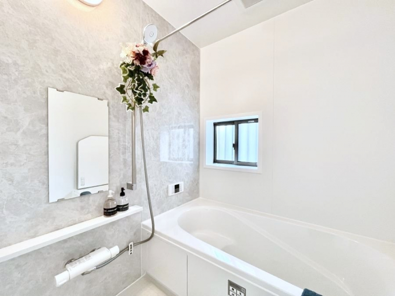 �����@����̔�����₷��؂ȃo�X�^�C���B�������Ƃ����C���y����Ŕ����Ƃ肽���ł��ˁI  