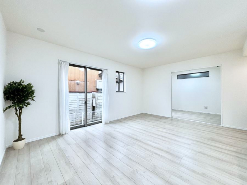 ���̑����ρ@���邢�z���������A�����̕��͋C�ɖ��������_�C�j���O�B   