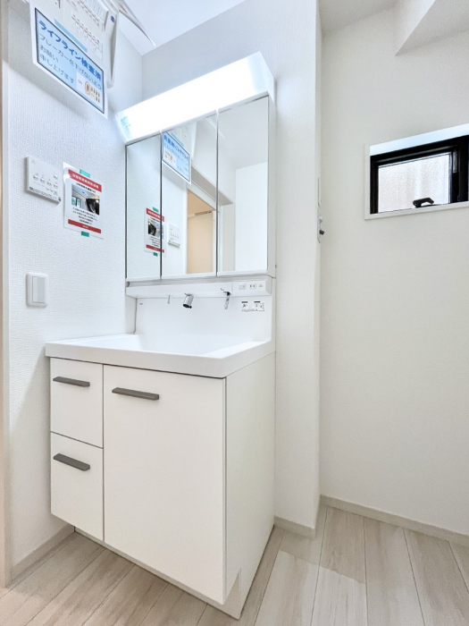 ���̑��@�������̂�����K��Ԃł��B�����̐g�x�x���C�����ǂ����g�������܂��B 