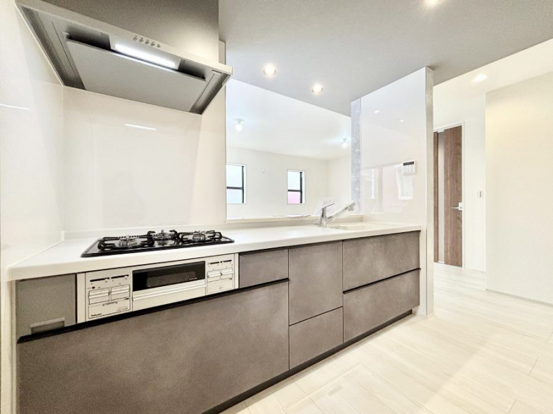 �L�b�`���@���������Ȃ��炲�Ƒ��Ƃ̉�b���y���߂�ΖʃJ�E���^�[�L�b�`���@