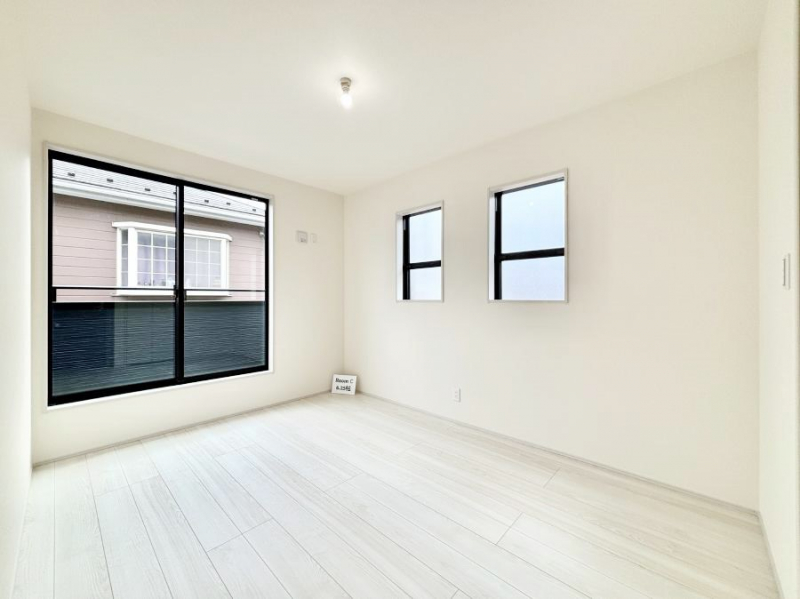 �Q���@���邢�o���R�j�[�T�C�h�ɗm����ݒu�B�ڊo�߂̗ǂ��Q���ɁB�@