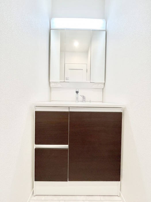 ���ʑ�E���ʏ��@�傫�����₷���O�ʋ��Ő�����������ʑ�́A�g�����Ȃ݃`�F�b�N�┧�̂������ɂ������߂ł��B 