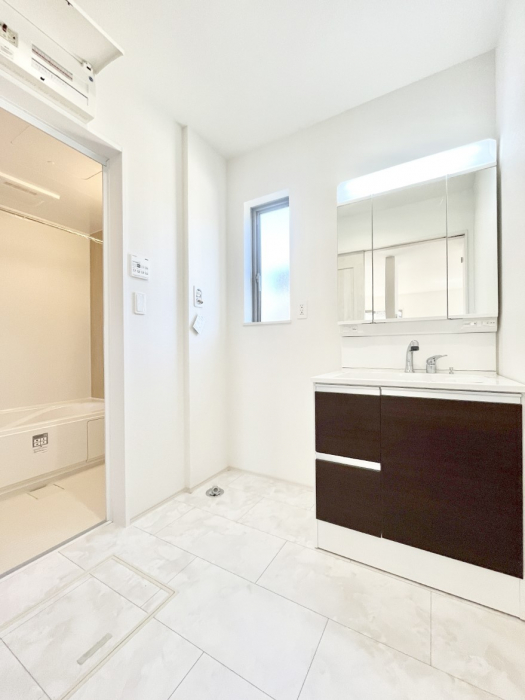 ���̑��@�L�X�Ƃ�Ƃ�̂��郉���h���[�X�y�[�X  