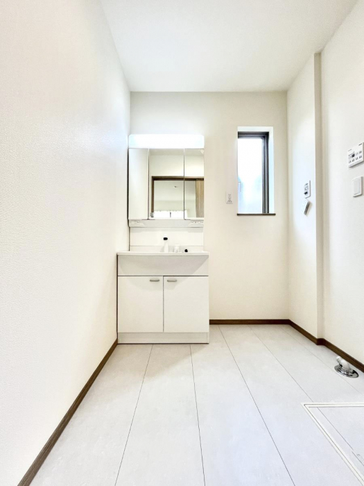 ���ʑ�E���ʏ��@�傫�����₷���O�ʋ��Ő�����������ʑ�́A�g�����Ȃ݃`�F�b�N�┧�̂������ɂ������߂ł��B 