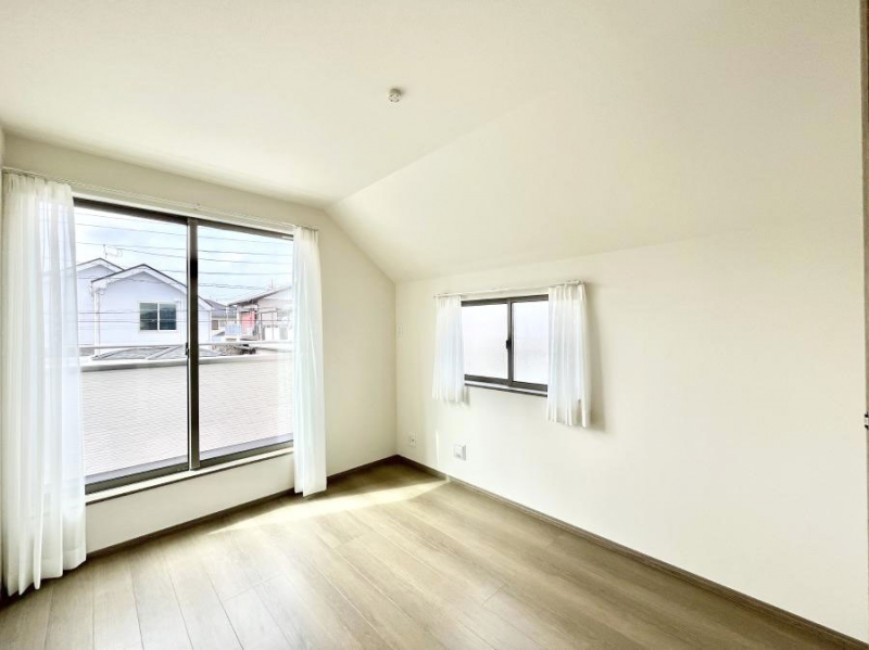 ���̑����ρ@�o���R�j�[���J�������v���X���Ă����m��