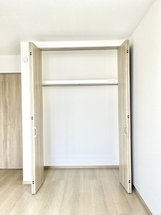 ���[�@�����Ղ�̎��[�X�y�[�X�ŉ��K�ɕ�点���� 