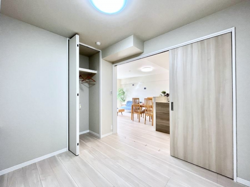 ̑ρ@rOאڂ̗m͊JărỎƂĂg܂