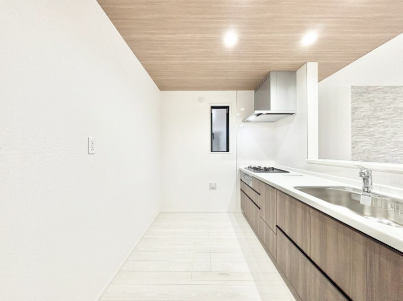 Lb`@u₩ȕʂ蔲Lb`B̂Ŗ邭Cɂ𗧂܂B