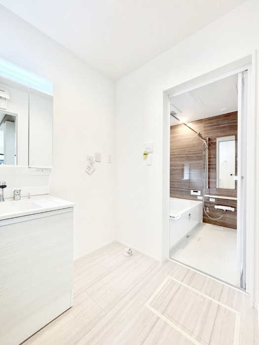 ̑@LXƂƂ̂郉h[Xy[XB  