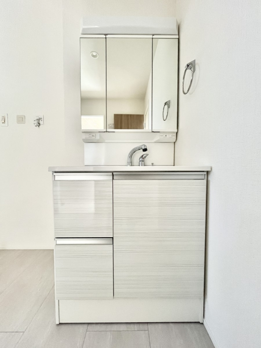 ���ʑ�E���ʏ��@�傫�����₷���O�ʋ��Ő�����������ʑ�́A�g�����Ȃ݃`�F�b�N�┧�̂������ɂ������߂ł��B 