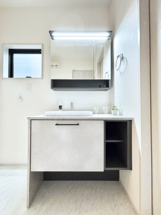 ʑEʏ@傫₷ʋŐʑ́AgȂ݃`FbN┧̂ɂ߂łB 