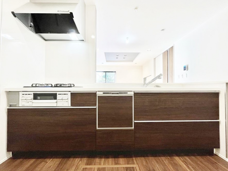 �L�b�`���@�������������I�ɁA�y�����I�V�X�e���L�b�`��