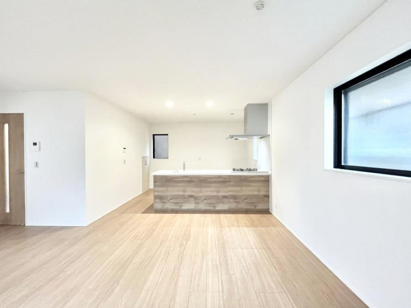 ���̑����ρ@�Ƒ������R�ƏW�܂�e���̃X�y�[�X�ɂȂ肻��