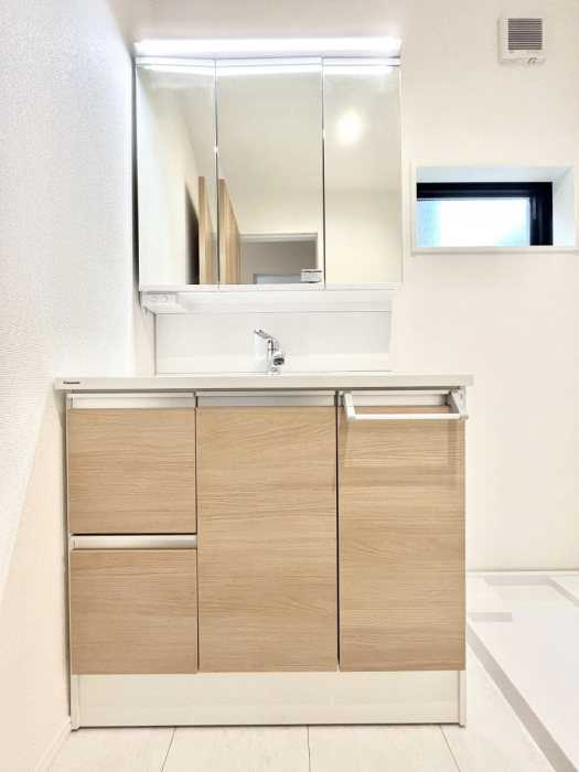 ���ʑ�E���ʏ��@�傫�����₷���O�ʋ��Ő�����������ʑ�́A�g�����Ȃ݃`�F�b�N�┧�̂������ɂ������߂ł��B 