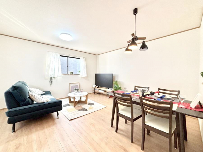 ���̑����ρ@�Ƒ������R�ƏW�܂�e���̃X�y�[�X�ɂȂ肻��