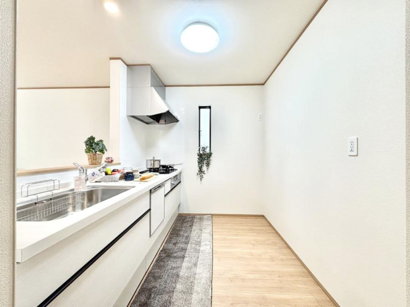 �L�b�`���@��Ƃ肠��L�b�`���ł͂��Ƒ��Ɗy�������������ł��܂��B