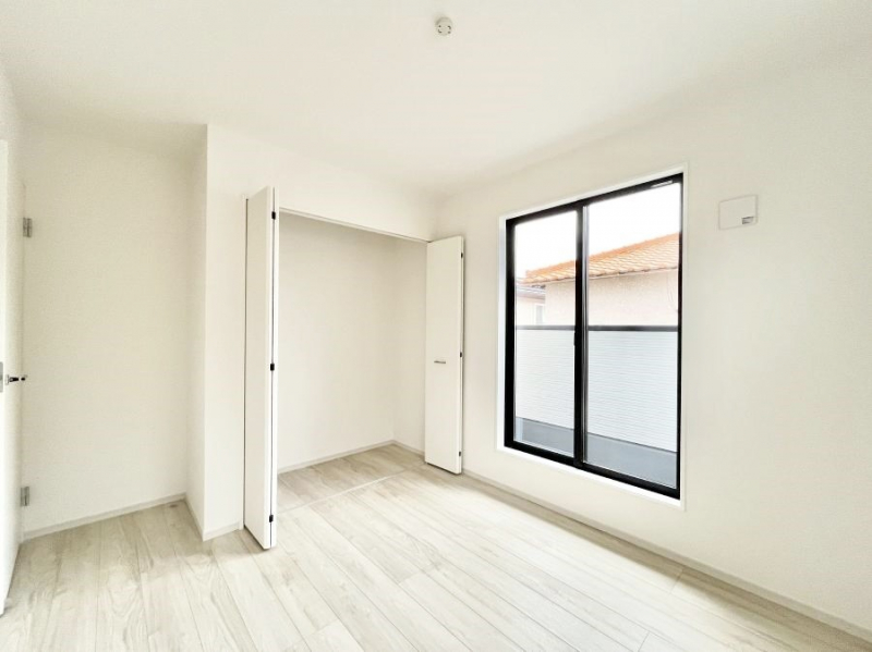 ���̑����ρ@�o���R�j�[���J�������v���X���Ă����m��