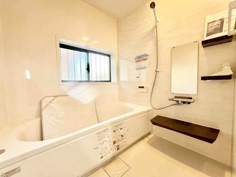 �����@����̔�������Ă���閾�邢�������̂���o�X���[��