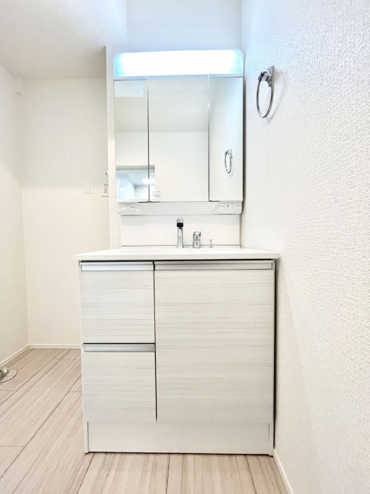 ���ʑ�E���ʏ��@�傫�����₷���O�ʋ��Ő�����������ʑ�́A�g�����Ȃ݃`�F�b�N�┧�̂������ɂ������߂ł��B 