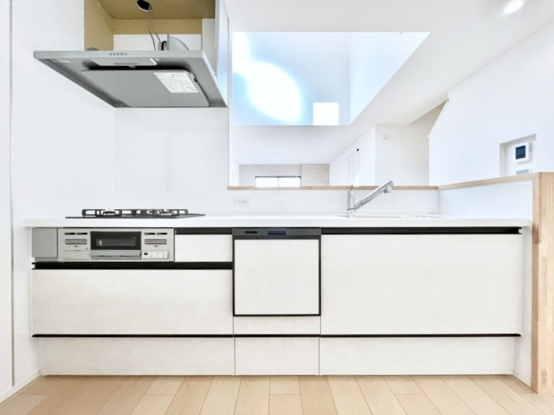 Lb`@H@E򐅊ERcRȂǃfUC@\˔VXeLb`I