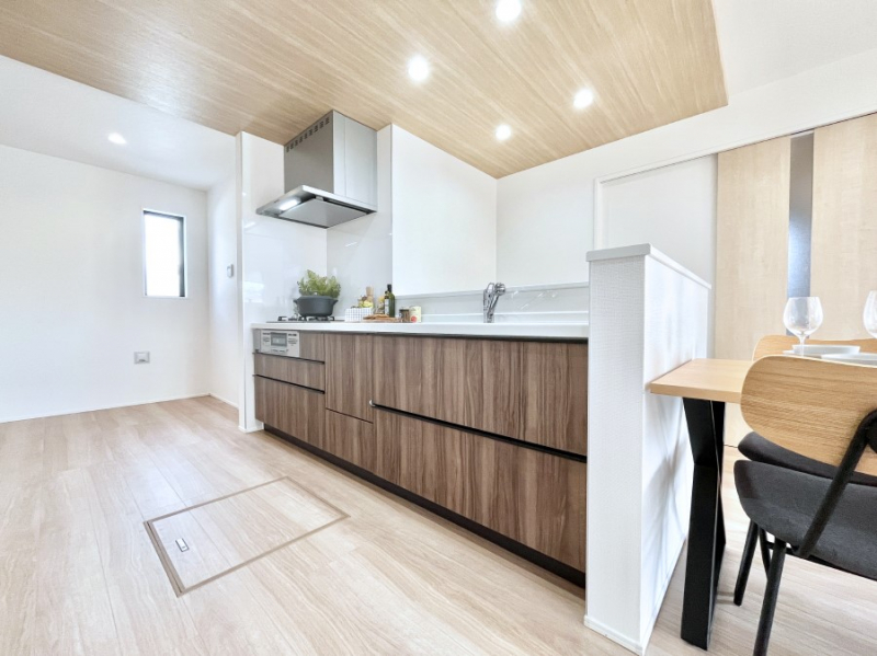 �L�b�`���@��Ƃ肠��L�b�`���ł͂��Ƒ��Ɗy�������������ł��܂��B