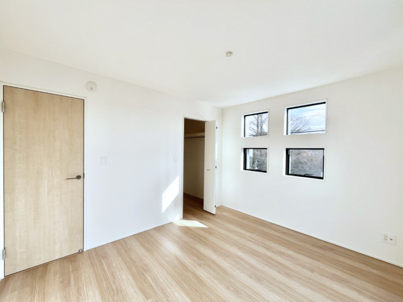 ���̑����ρ@�u�₩�ȓ��������������S�̂�D������ݍ���ł���܂�