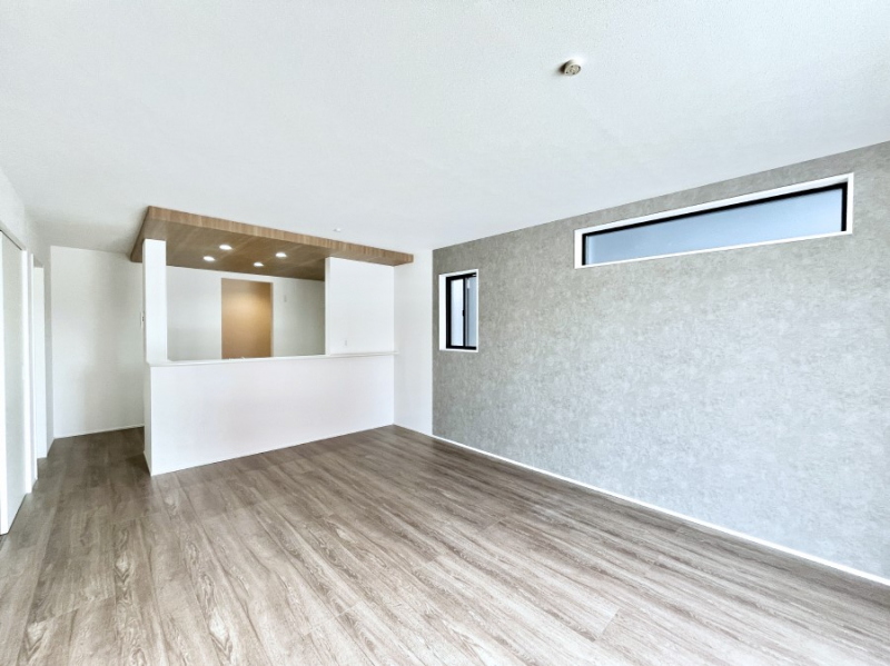 ���̑����ρ@�Ƒ������R�ƏW�܂�e���̃X�y�[�X�ɂȂ肻��