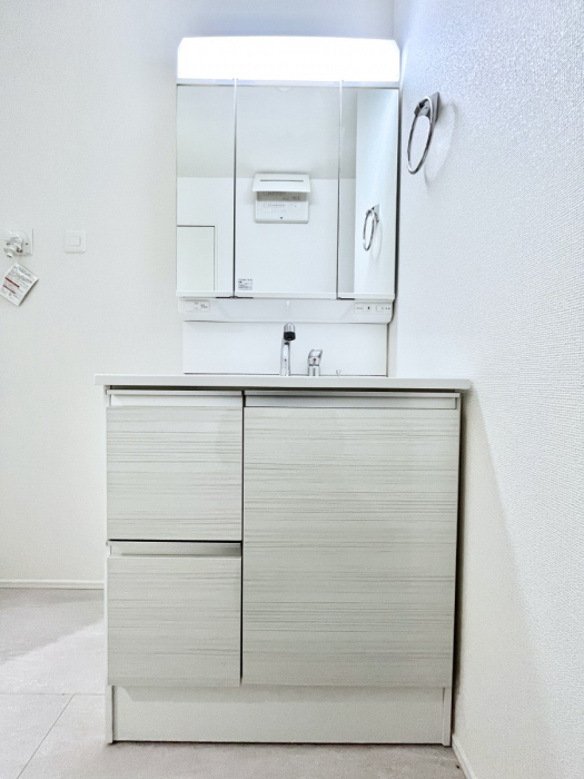 ���ʑ�E���ʏ��@�傫�����₷���O�ʋ��Ő�����������ʑ�́A�g�����Ȃ݃`�F�b�N�┧�̂������ɂ������߂ł��B 