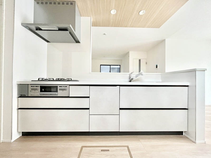 �L�b�`���@�������������I�ɁA�y�����I�V�X�e���L�b�`��