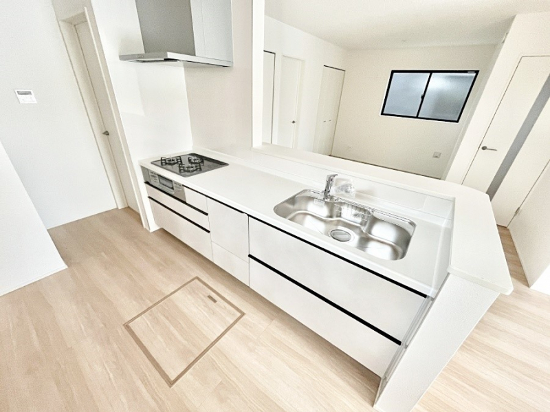 �L�b�`���@�J�E���^�[�z���Ɋy����������ׂ�B�����̂������������Ɣ��������Ȃ肻���ł��ˁB