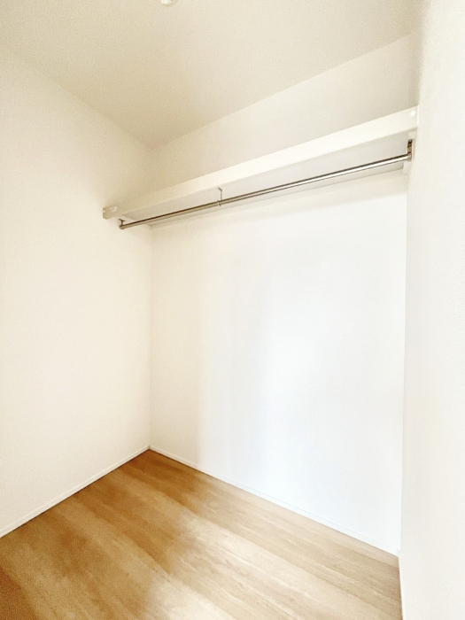 ���̑��@�G�߂̈ߗނ��X�b�L�����[�I��e�ʂ̎��[�͂����͓I��WIC�t���ł��B