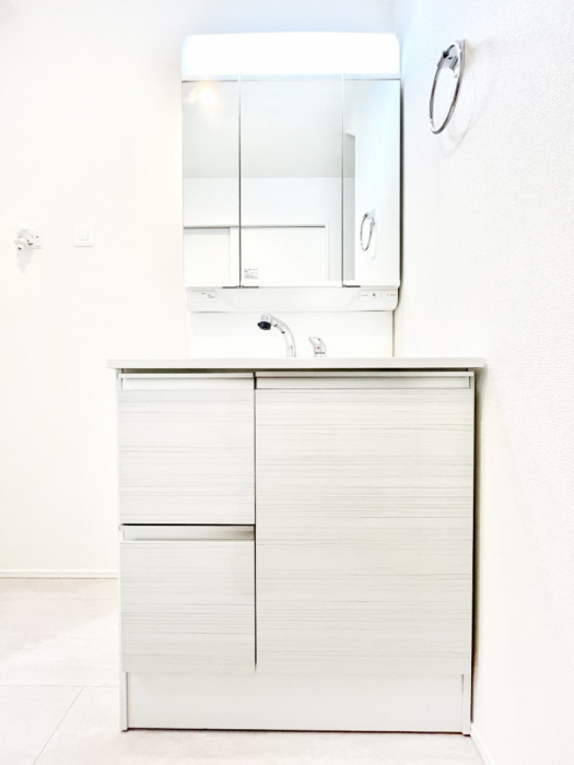 ���ʑ�E���ʏ��@�O�ʋ��L���r�l�b�g�E�V�����[�t�����ʉ��ϑ�ŖZ�������̐g�x�x���X���[�Y�ɁI