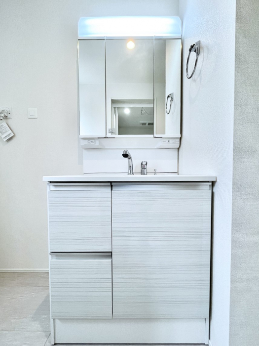 ���ʑ�E���ʏ��@�傫�����₷���O�ʋ��Ő�����������ʑ�́A�g�����Ȃ݃`�F�b�N�┧�̂������ɂ������߂ł��B 