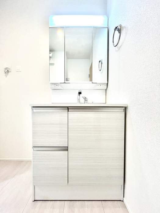 ���ʑ�E���ʏ��@�傫�����₷���O�ʋ��Ő�����������ʑ�́A�g�����Ȃ݃`�F�b�N�┧�̂������ɂ������߂ł��B 