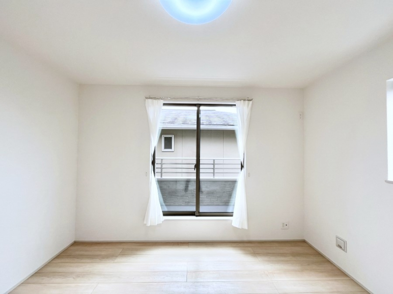 Q@g₷`ŃxbgƋ̒uɂ邱Ƃ܂B   