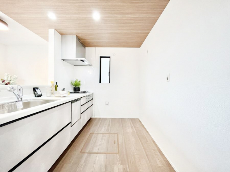 Lb`@u₩ȕʂ蔲Lb`B̂Ŗ邭Cɂ𗧂܂B