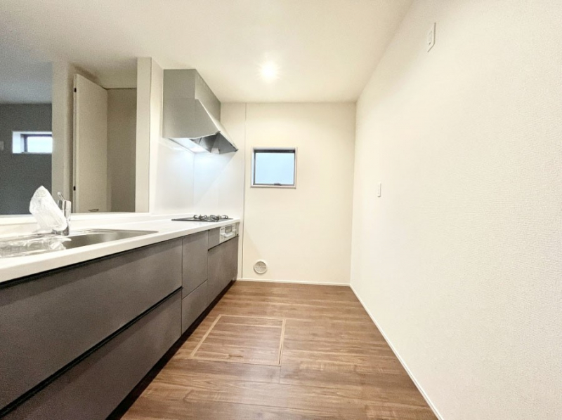 �L�b�`���@��Ƃ肠��L�b�`���ł͂��Ƒ��Ɗy�������������ł��܂��B