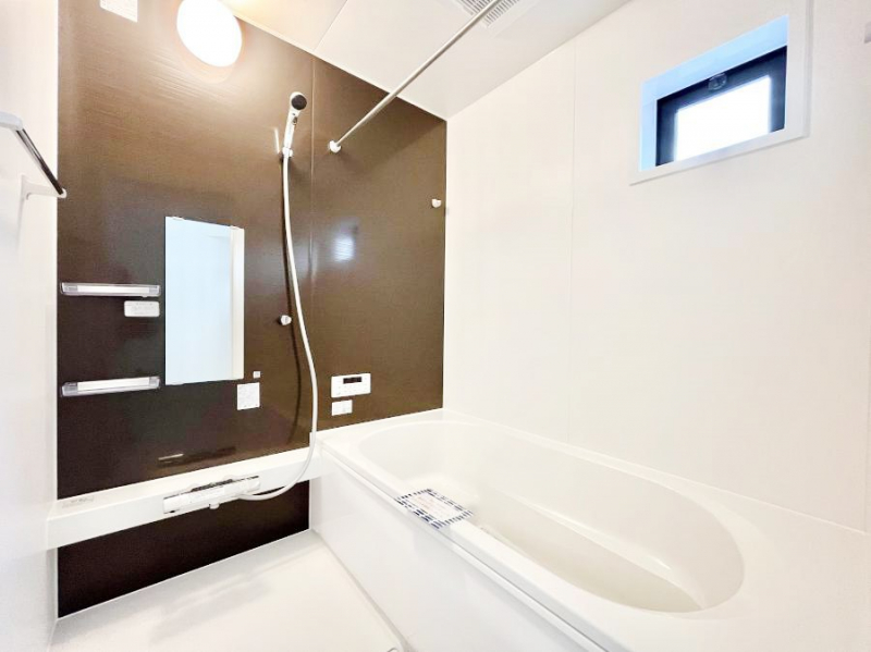 �����@����̔�������Ă���閾�邢�������̂���o�X���[��