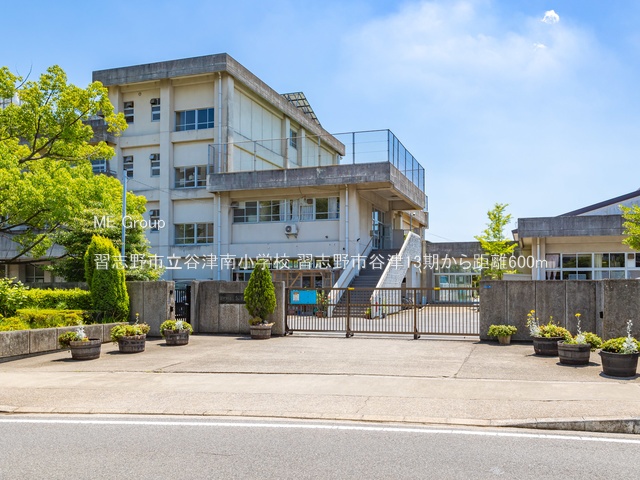 ӊ@wZ 600m KusJÓ쏬wZ