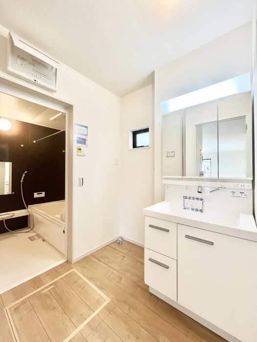 ���ʑ�E���ʏ��@��Ƃ�̐��ʃX�y�[�X�Œ��̐g�x�x�����N���N  