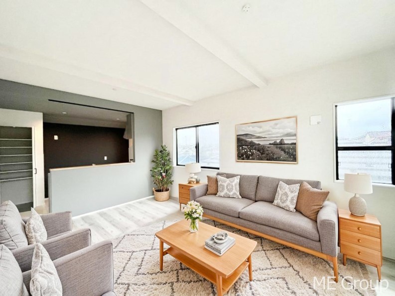 ���r���O�@���Ƒ��̓��₩�Șb�����ŕ�܂�閾�邢���r���O  ���Ƌ��CG�ł�