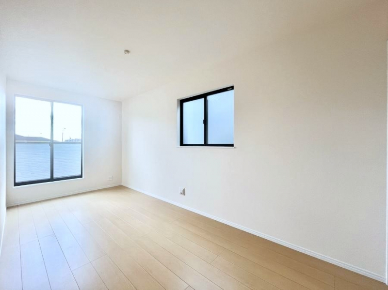 ���̑����ρ@2�ʍ̌����m�ۂ������邢��ԁB�Ƒ��݂�Ȃ����K�ȕ�炵����������݌v�ł��B