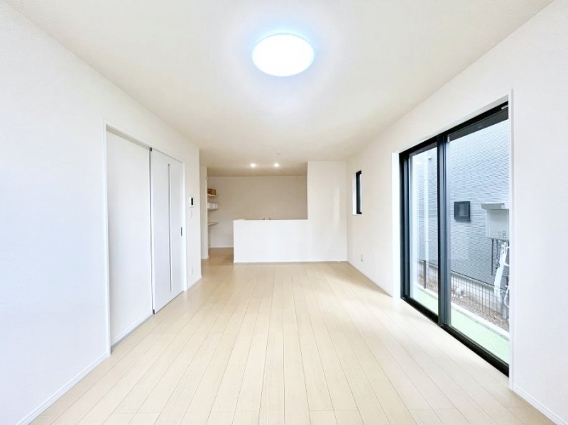 ���̑����ρ@�Ƒ������R�ƏW�܂�e���̃X�y�[�X�ɂȂ肻��