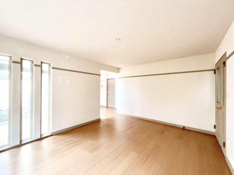 rO@͋Ĉkcj͉Ƒ݂Ȃ̉K  