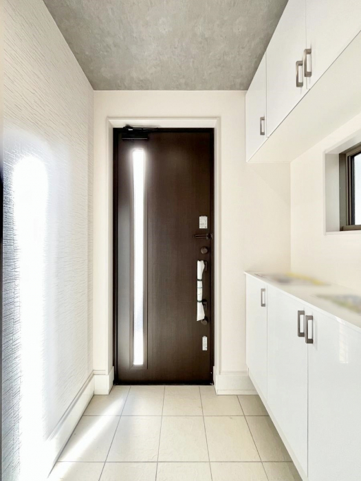 ���ց@�K���X�X���b�g�̓��������փh�A�������Ɍ���͂��Ă���܂�